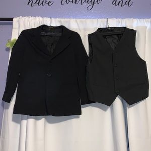 Arrow black blazer with Sahara club black vest formal suit set